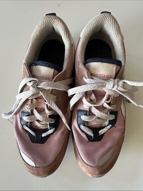 Reebok Pink Mesh & Tan Suede Athletic Sneakers with Navy Trim